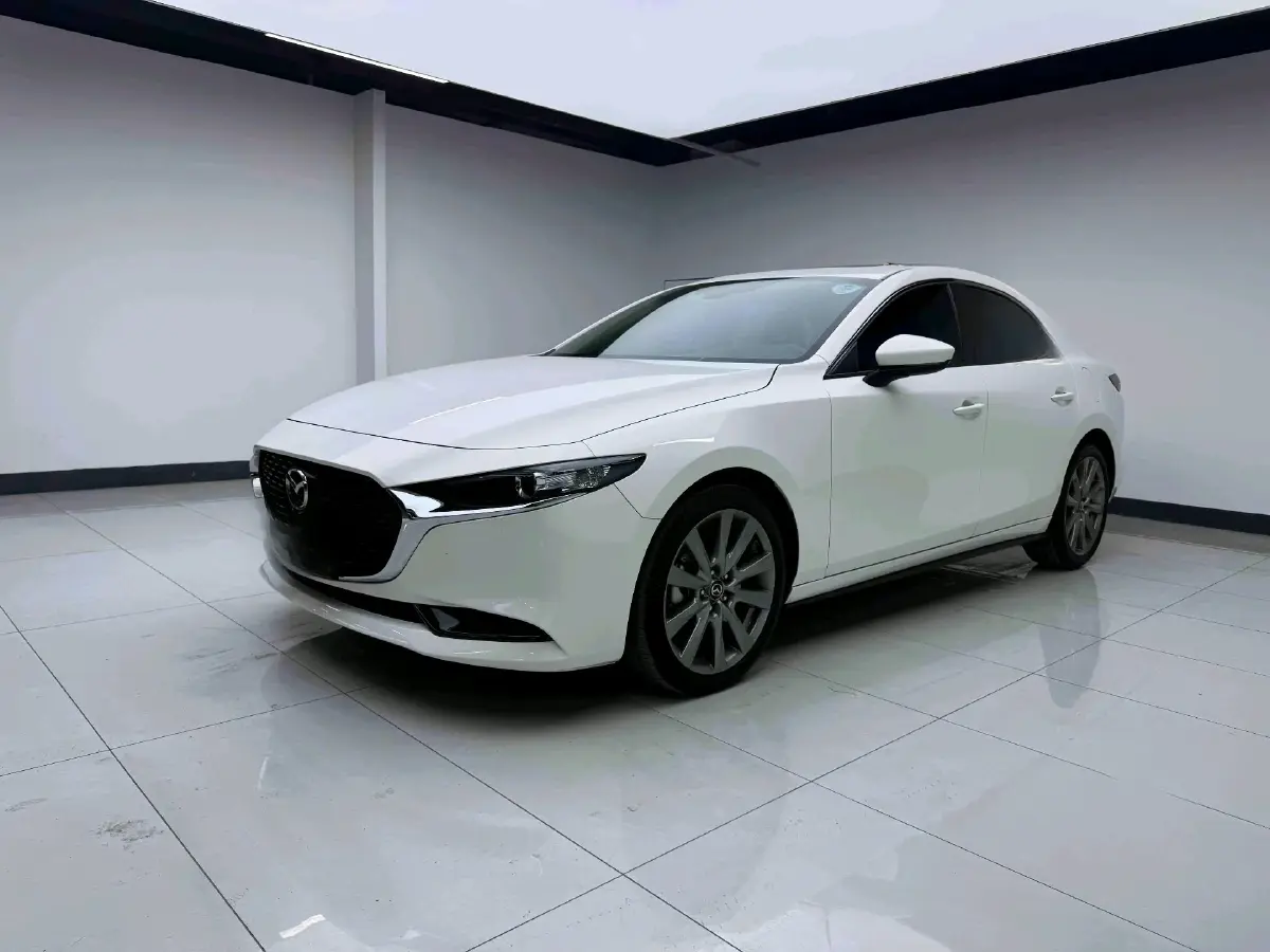 2023 Mazda 3 Axela 2.0L 158HP L4 6AT