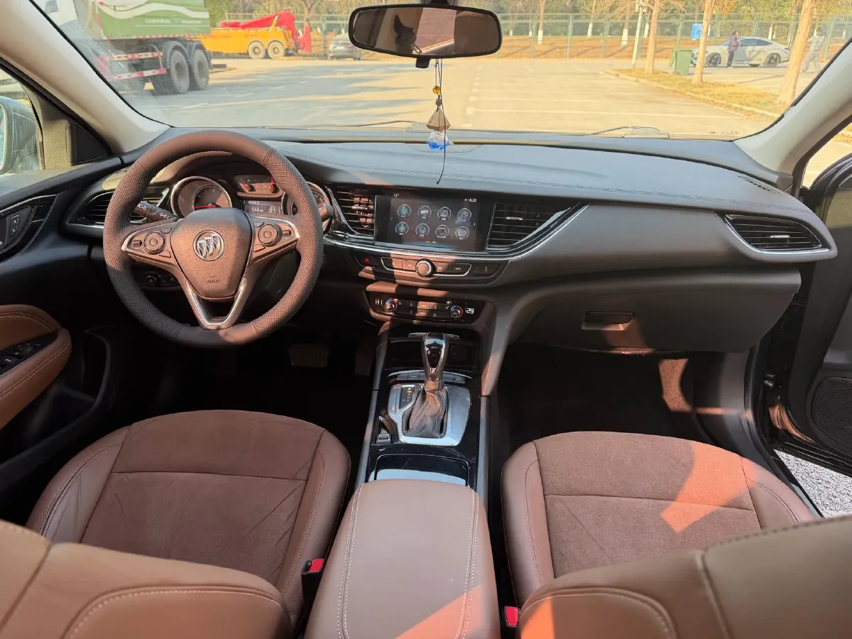 2019 Buick Regal 1.5T 170HP L4 9AT,autocango,china used car exporter,china ev exporter,chinese used car exporter,chinese used ev exporter
