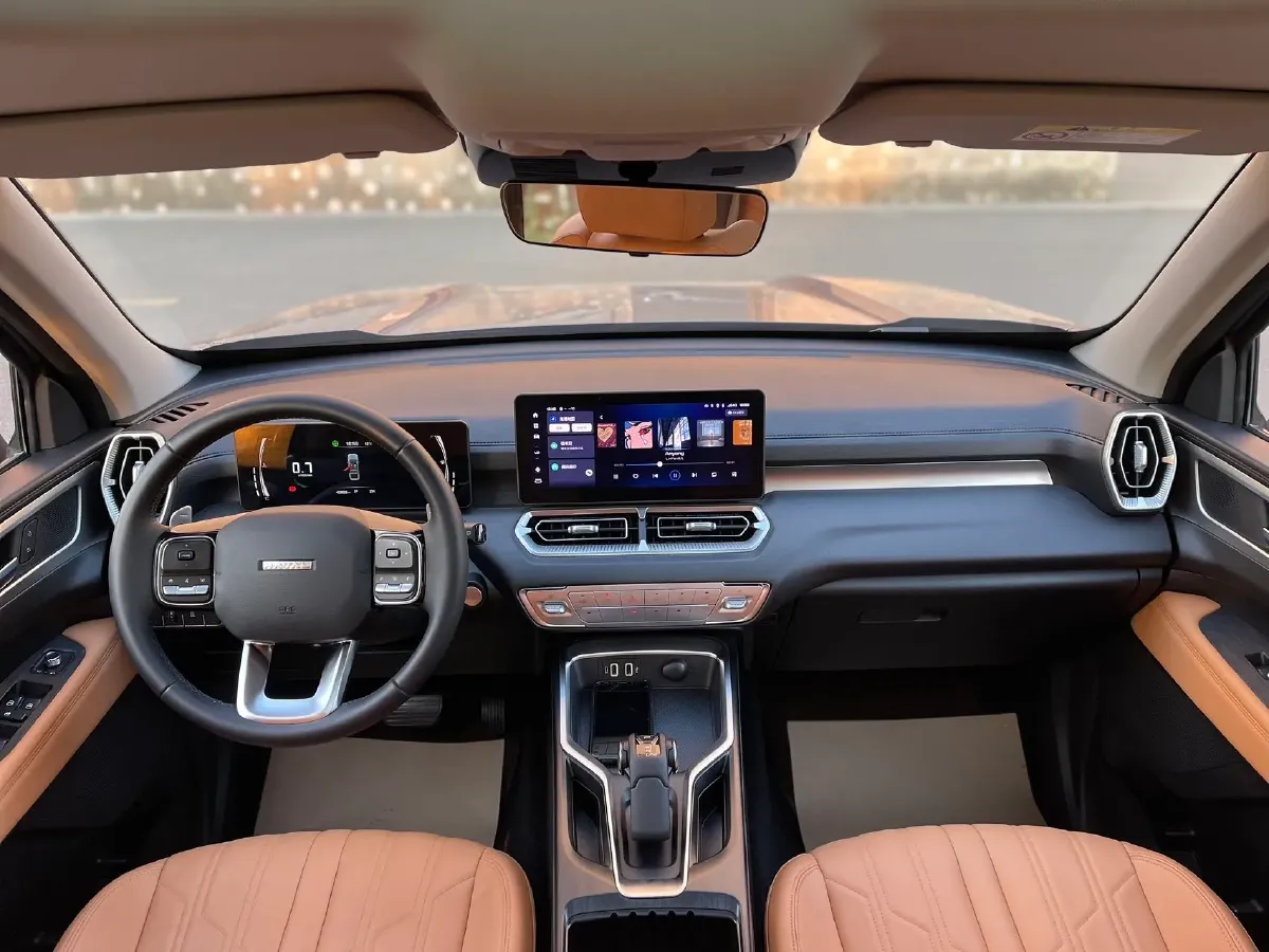 2023 Haval H5 2.0T 224HP L4 8AT,autocango,china used car exporter,china ev exporter,chinese used car exporter,chinese used ev exporter