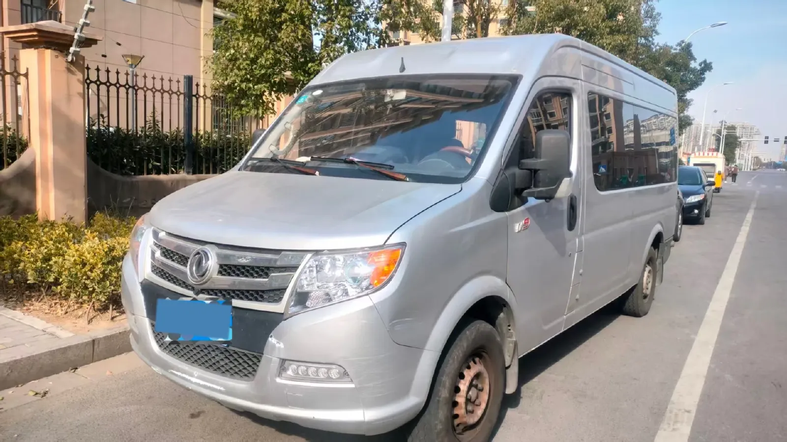 2021 DongFeng DFAC YuFeng 2.0T 136HP L4 6MT,autocango,china used car exporter,china ev exporter,chinese used car exporter,chinese used ev exporter