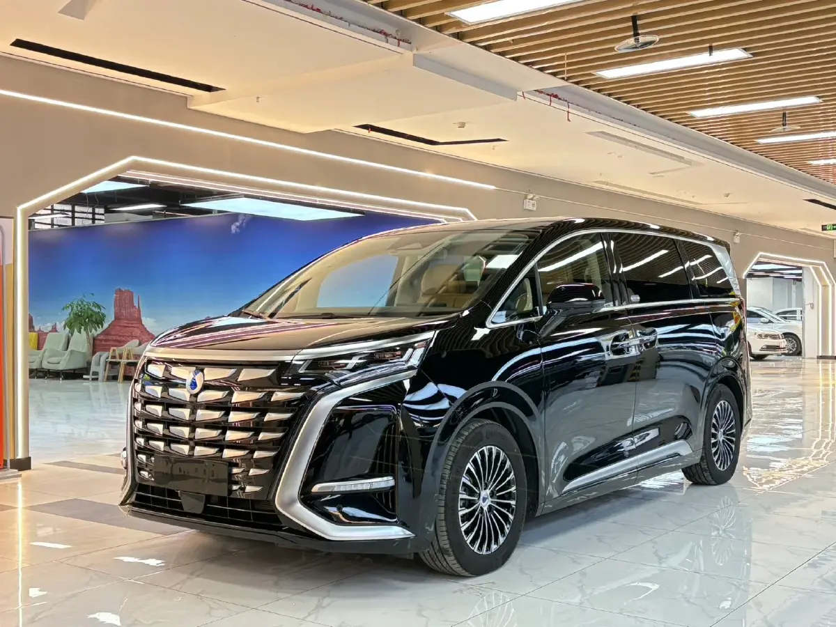 2024 Denza D9 1.5T 139HP L4 E-CVT PHEV 40KWH