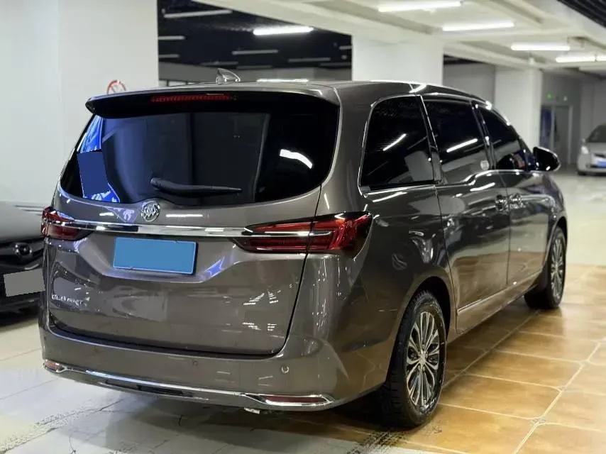 2021 Buick GL8 2.0T 237HP L4 9AT,autocango,china used car exporter,china ev exporter,chinese used car exporter,chinese used ev exporter