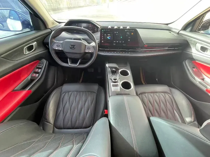 2022 ChangAn CS55 Plus 1.5T 188HP L4 7DCT,autocango,china used car exporter,china ev exporter,chinese used car exporter,chinese used ev exporter