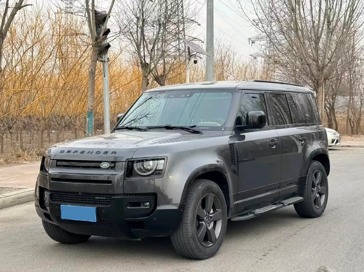 2023 Land Rover Defender 3.0T 400HP L6 8AT