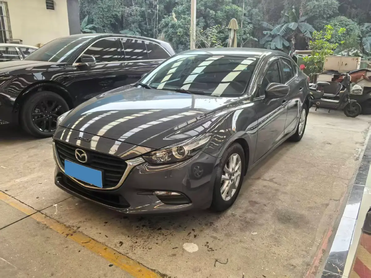 2017 Mazda 3 Axela 1.5L 117HP L4 6AT