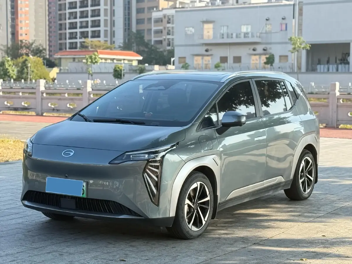 2023 Aion Y BEV 61.7KWH