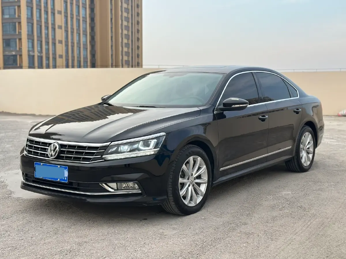 2017 Volkswagen Passat 1.8T 180HP L4 7DCT