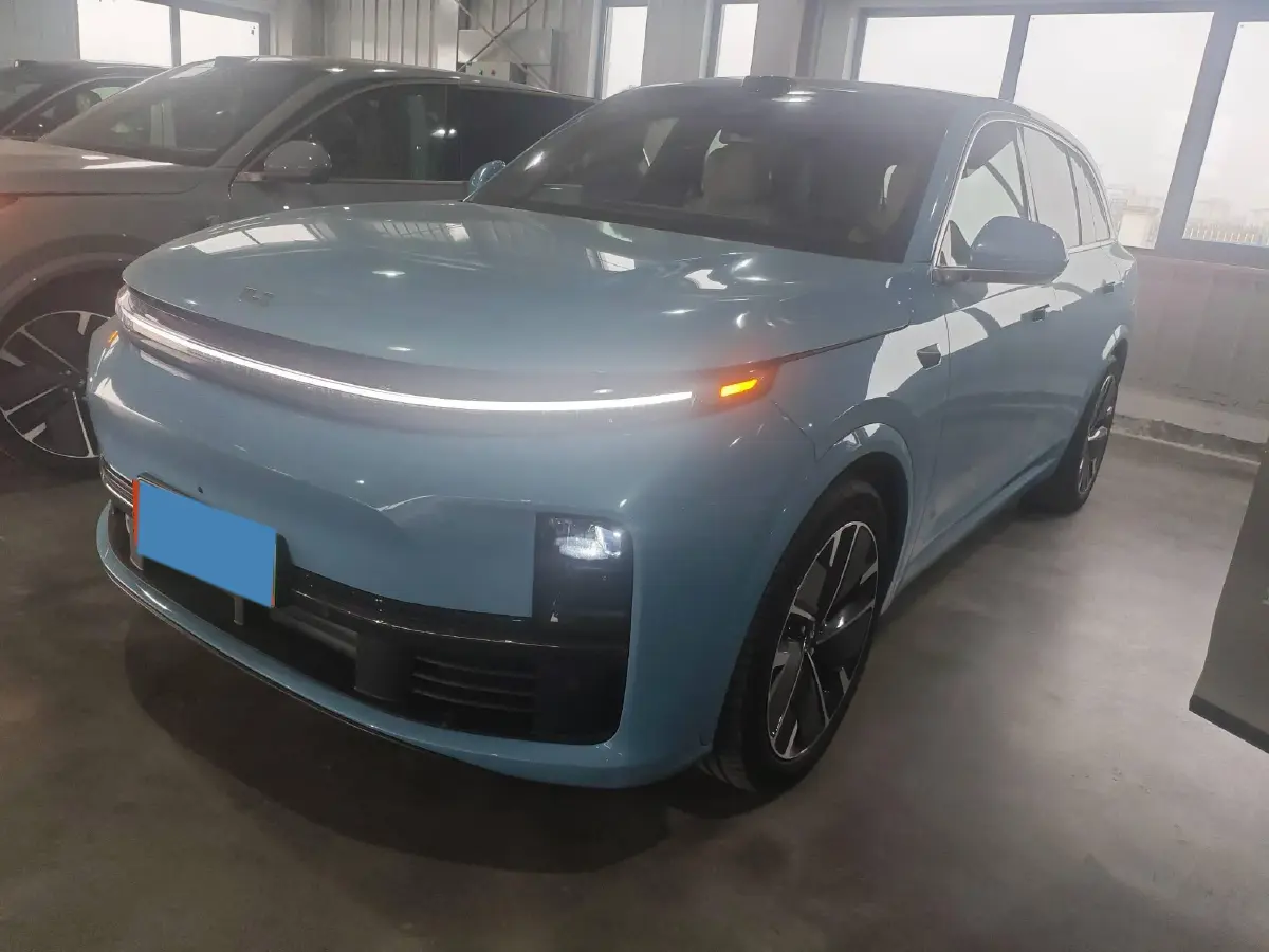 2025 Li L7 Range Extended 154HP REEV