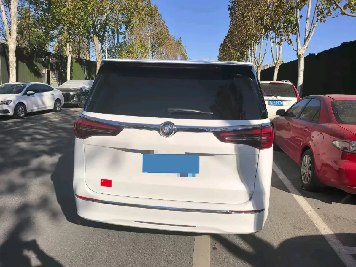 2022 Buick GL8 2.0T 237HP L4 9AT,autocango,china used car exporter,china ev exporter,chinese used car exporter,chinese used ev exporter