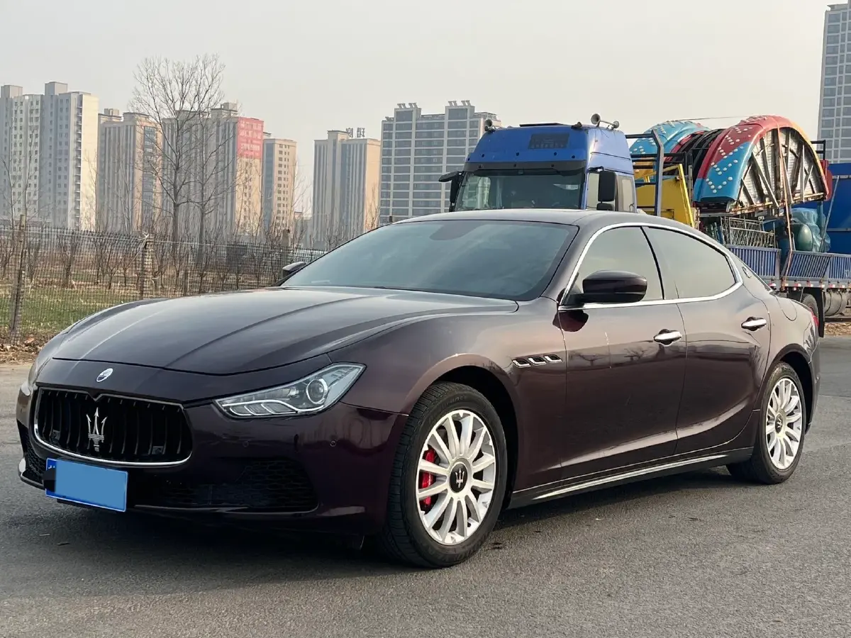 2017 Maserati Ghibli 3.0T 350HP V6 8AT
