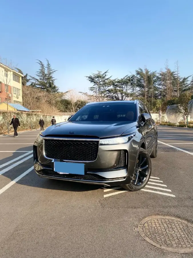 2020 Li ONE Range Extended 131HP REEV 40.5KWH