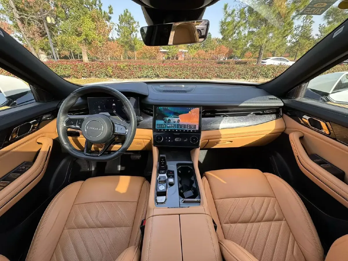 2021 Buick GL8 2.0T 237HP L4 9AT,autocango,china used car exporter,china ev exporter,chinese used car exporter,chinese used ev exporter