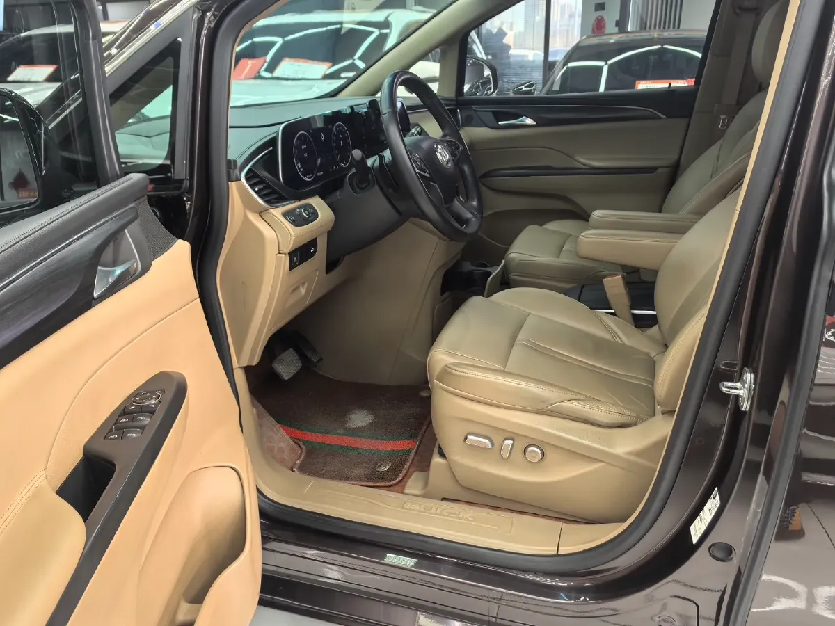 2021 Buick GL8 2.0T 237HP L4 9AT,autocango,china used car exporter,china ev exporter,chinese used car exporter,chinese used ev exporter