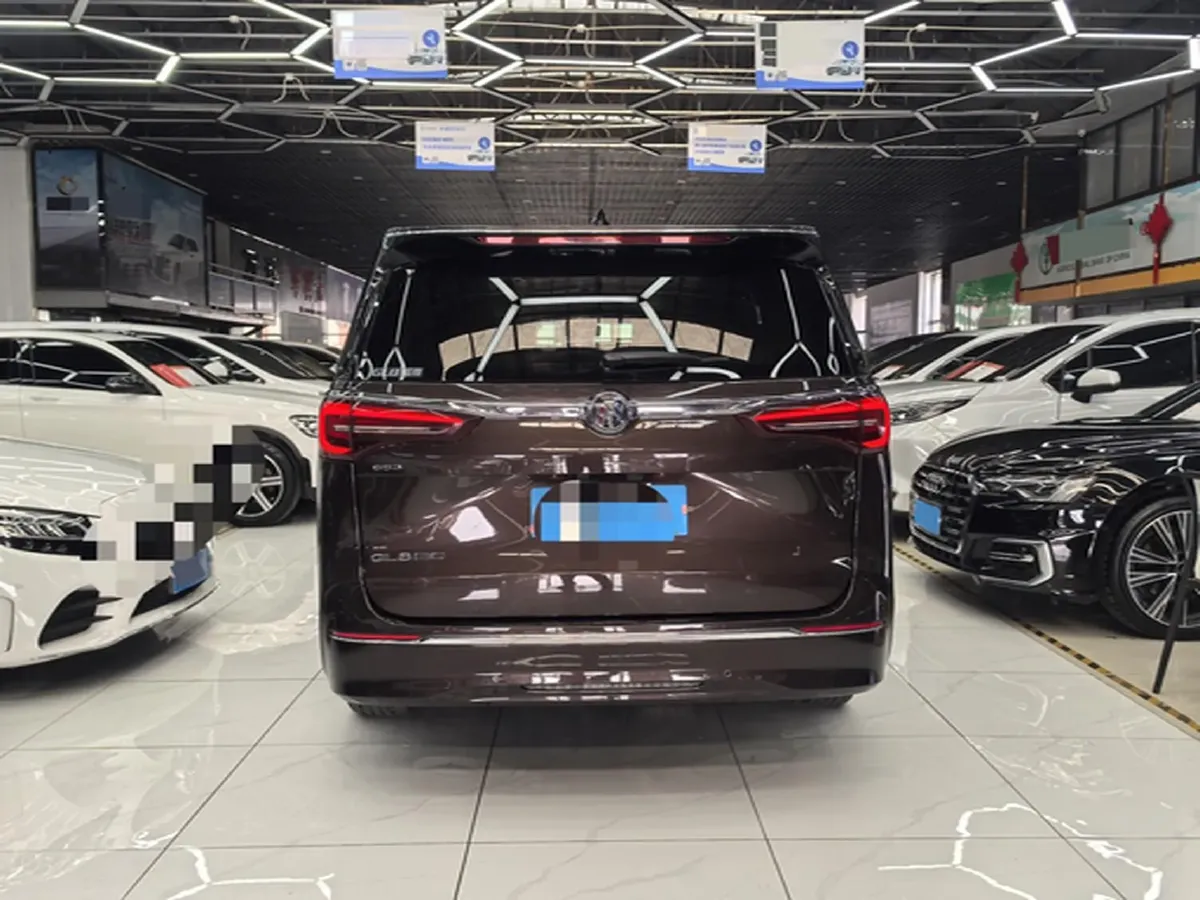 2021 Buick GL8 2.0T 237HP L4 9AT,autocango,china used car exporter,china ev exporter,chinese used car exporter,chinese used ev exporter