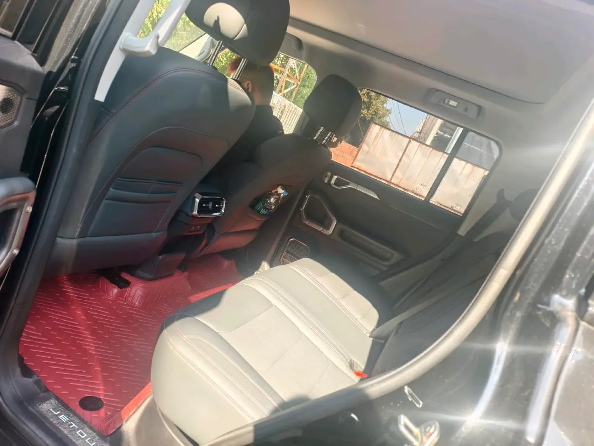 2023 Jetour Traveller 2.0T 254HP L4 7DCT,autocango,china used car exporter,china ev exporter,chinese used car exporter,chinese used ev exporter