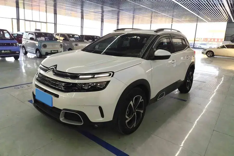 2021 Citroen C5 Aircross 1.8T 211HP L4 8AT