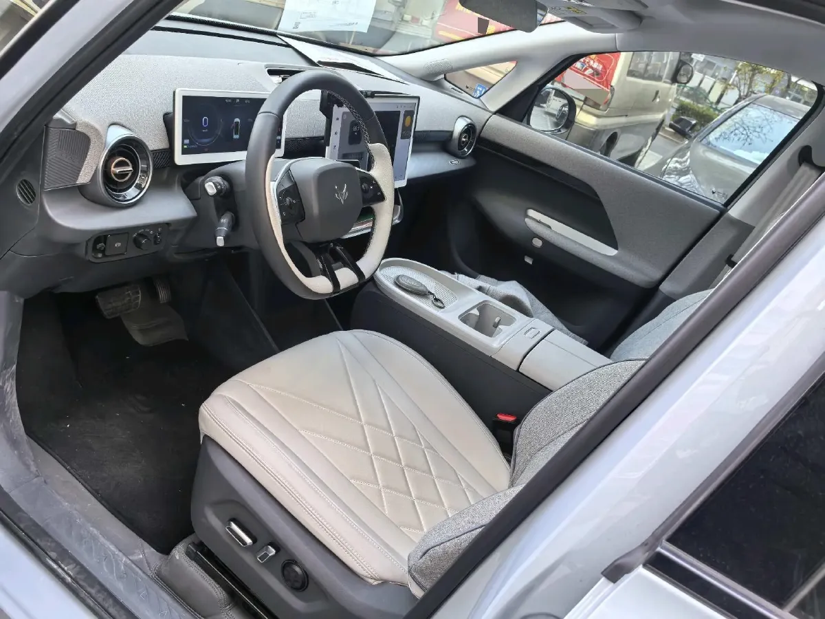 2024 ARCFOX KAOLA S BEV 58.8KWH,autocango,china used car exporter,china ev exporter,chinese used car exporter,chinese used ev exporter