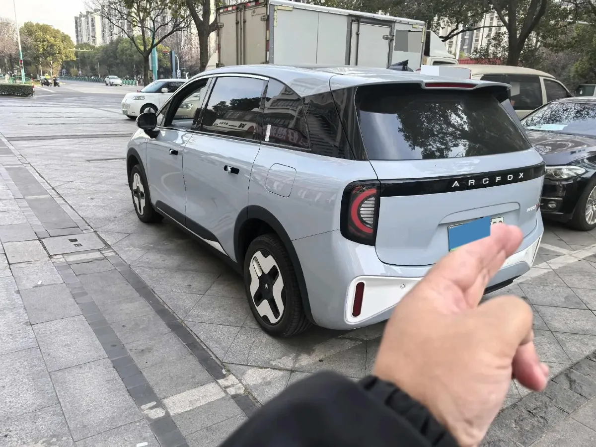 2024 ARCFOX KAOLA S BEV 58.8KWH,autocango,china used car exporter,china ev exporter,chinese used car exporter,chinese used ev exporter