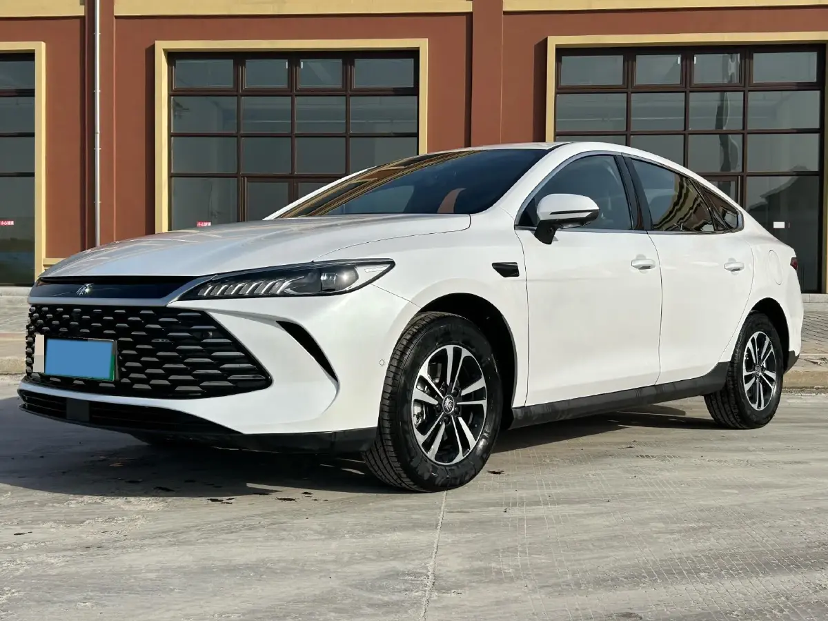 2025 BYD Qin Plus 1.5L 101HP L4 E-CVT PHEV 15.8KWH