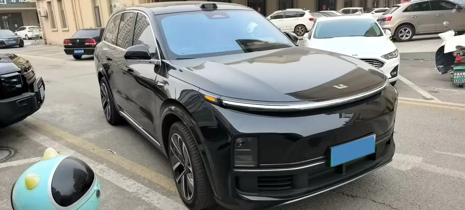 2024 Volvo S60 2.0T 197HP L4 7DCT,autocango,china used car exporter,china ev exporter,chinese used car exporter,chinese used ev exporter