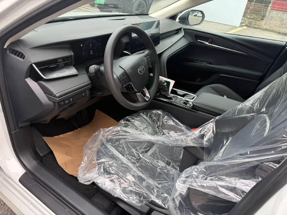 2026 Toyota Camry 2.0L 173HP L4 CVT,autocango,china used car exporter,china ev exporter,chinese used car exporter,chinese used ev exporter