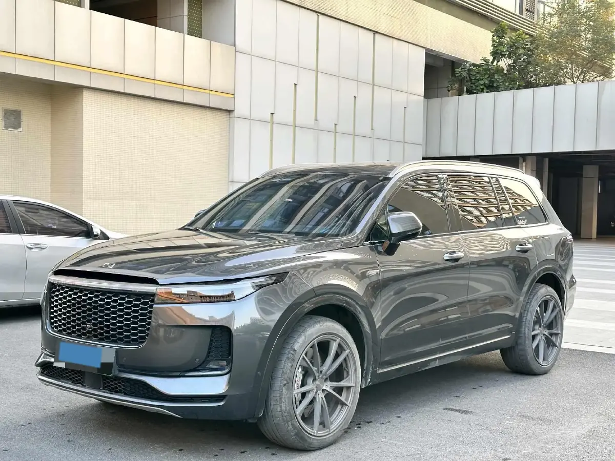 2021 Li ONE Range Extended 131HP REEV 40.5KWH