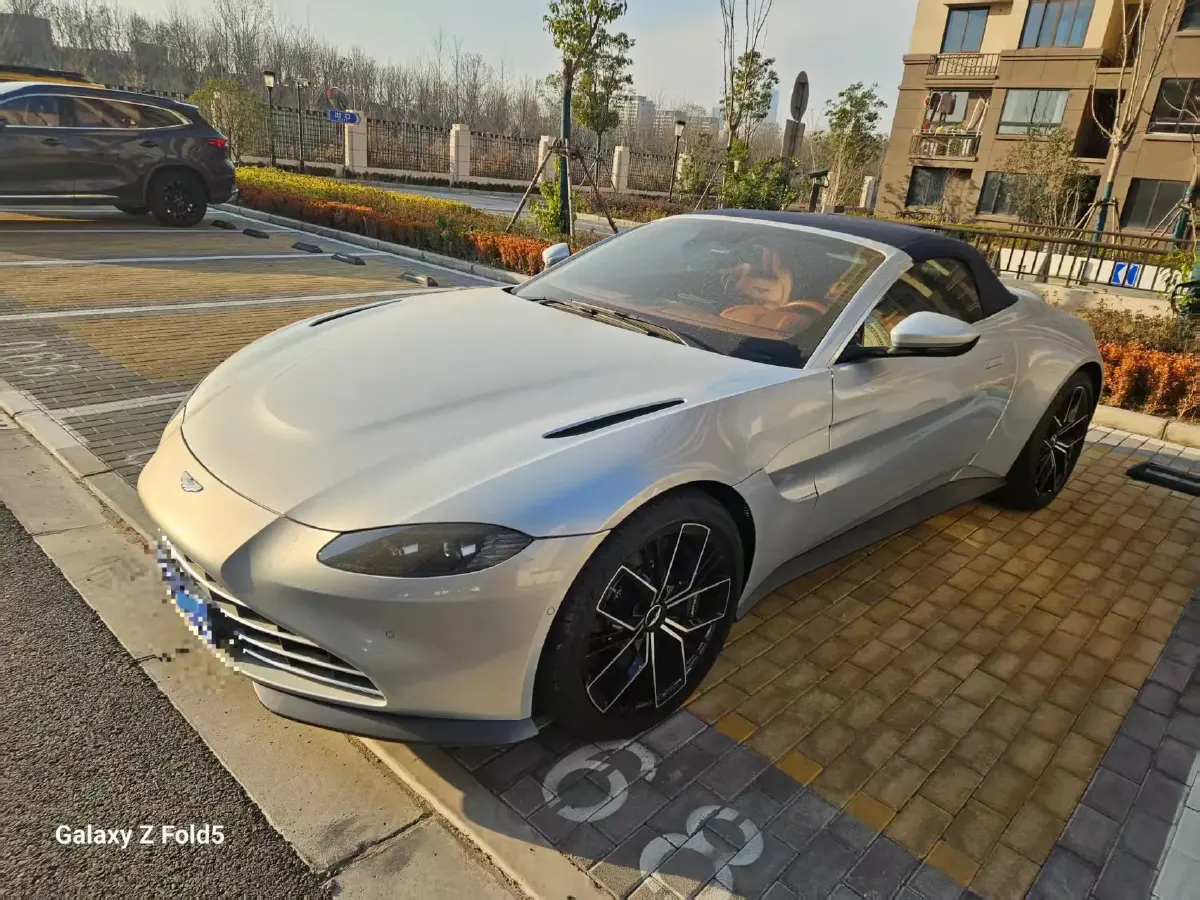 2020 Aston Martin V8 Vantage 4.0T 510HP V8 8AT