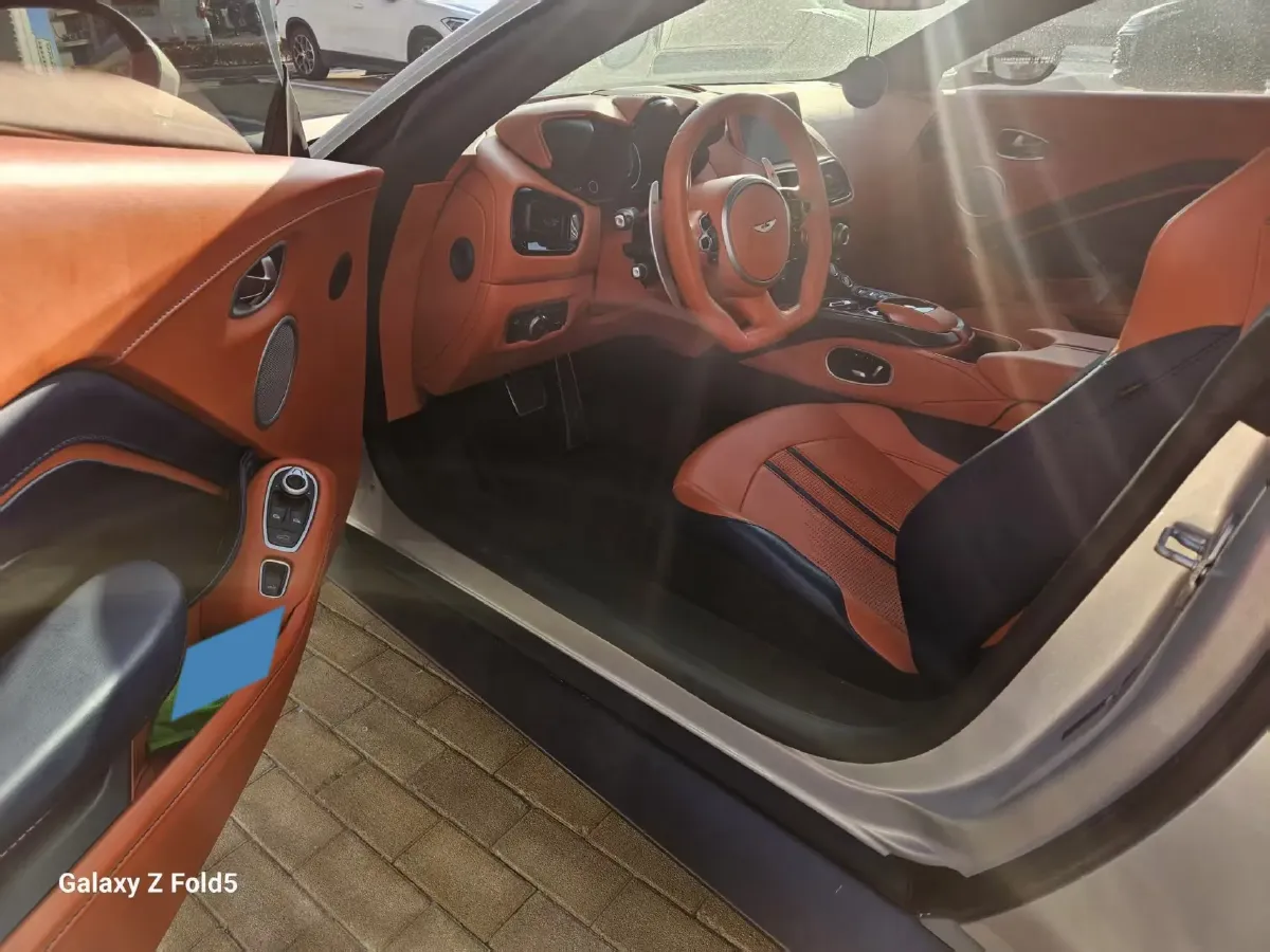 2020 Aston Martin V8 Vantage 4.0T 510HP V8 8AT,autocango,china used car exporter,china ev exporter,chinese used car exporter,chinese used ev exporter