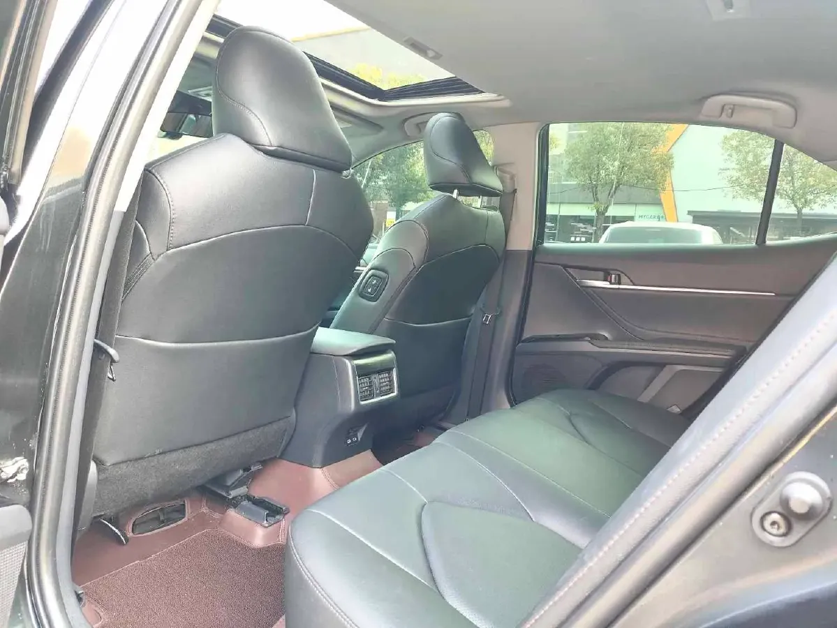 2023 Toyota Camry 2.0L 177HP L4 CVT,autocango,china used car exporter,china ev exporter,chinese used car exporter,chinese used ev exporter