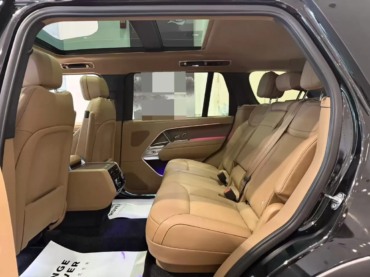 2025 Land Rover Range Rover 3.0T 400HP L6 8AT,autocango,china used car exporter,china ev exporter,chinese used car exporter,chinese used ev exporter