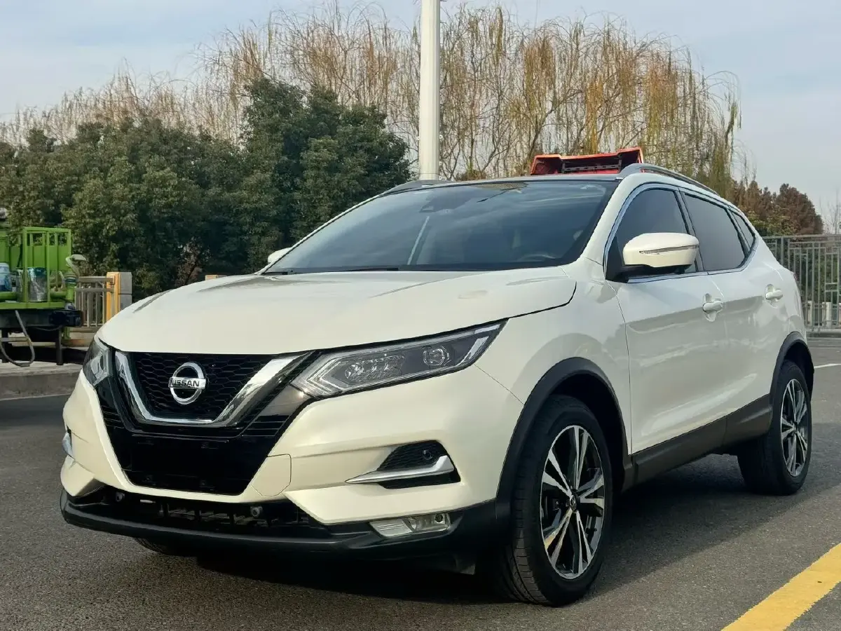 2022 Nissan Qashqai 2.0L 151HP L4 CVT