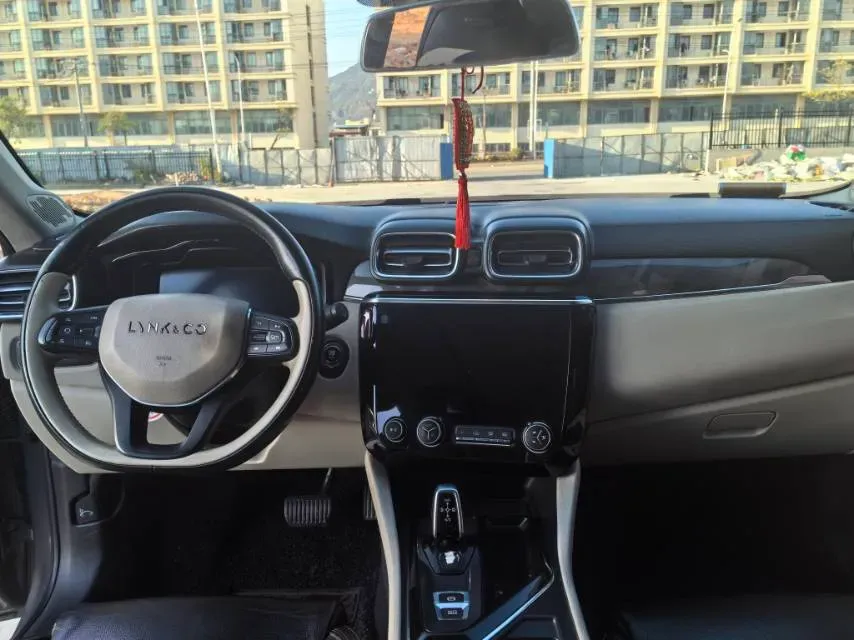 2018 Toyota C-HR 2.0L 171HP L4 CVT,autocango,china used car exporter,china ev exporter,chinese used car exporter,chinese used ev exporter