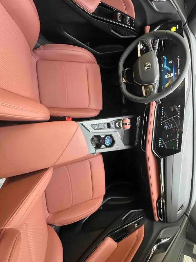 2025 ChangAn X5 PLUS 1.5T 188HP L4 7DCT,autocango,china used car exporter,china ev exporter,chinese used car exporter,chinese used ev exporter