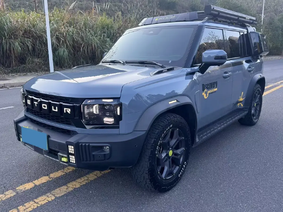 2023 Jetour Traveller 2.0T 254HP L4 7DCT