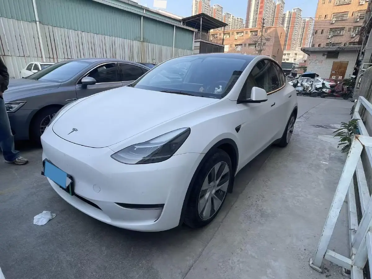 2021 Tesla Model Y BEV 60KWH