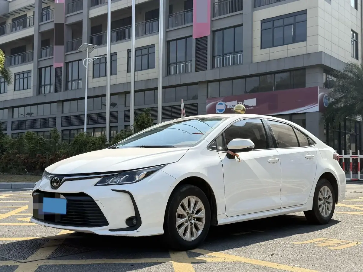 2019 Toyota Corolla 1.2T 116HP L4 CVT
