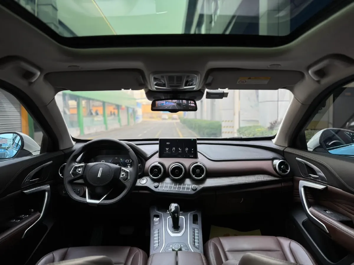 2017 WEY VV7 2.0T 234HP L4 7DCT,autocango,china used car exporter,china ev exporter,chinese used car exporter,chinese used ev exporter