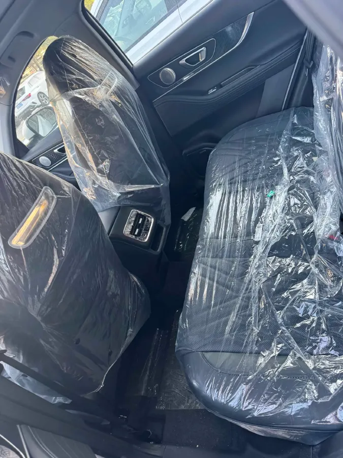 2023 Chery Tiggo 7 Plus 1.5T 184HP L4 7DCT,autocango,china used car exporter,china ev exporter,chinese used car exporter,chinese used ev exporter