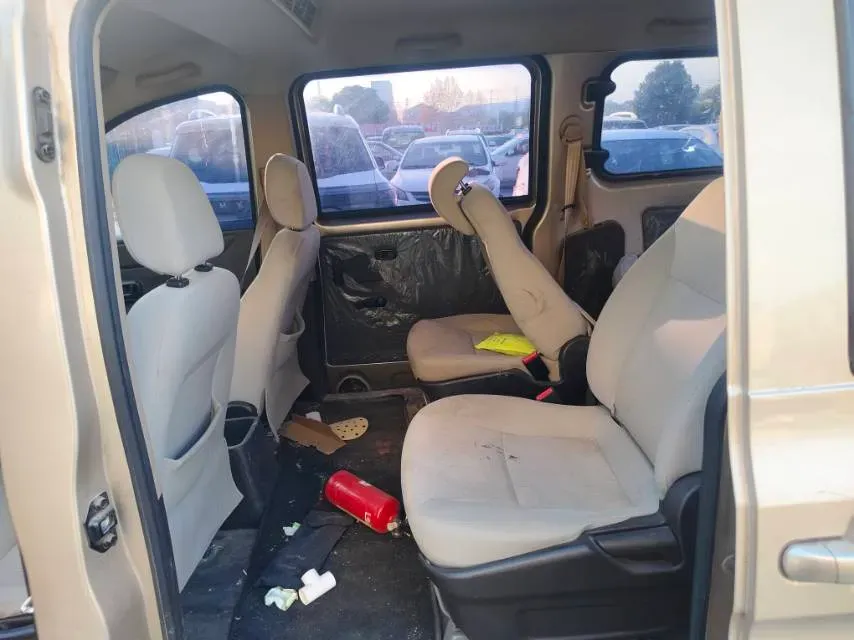 2021 ChangAn KuaYue KuaYueWang X3 1.6L 122HP L4 5MT,autocango,china used car exporter,china ev exporter,chinese used car exporter,chinese used ev exporter