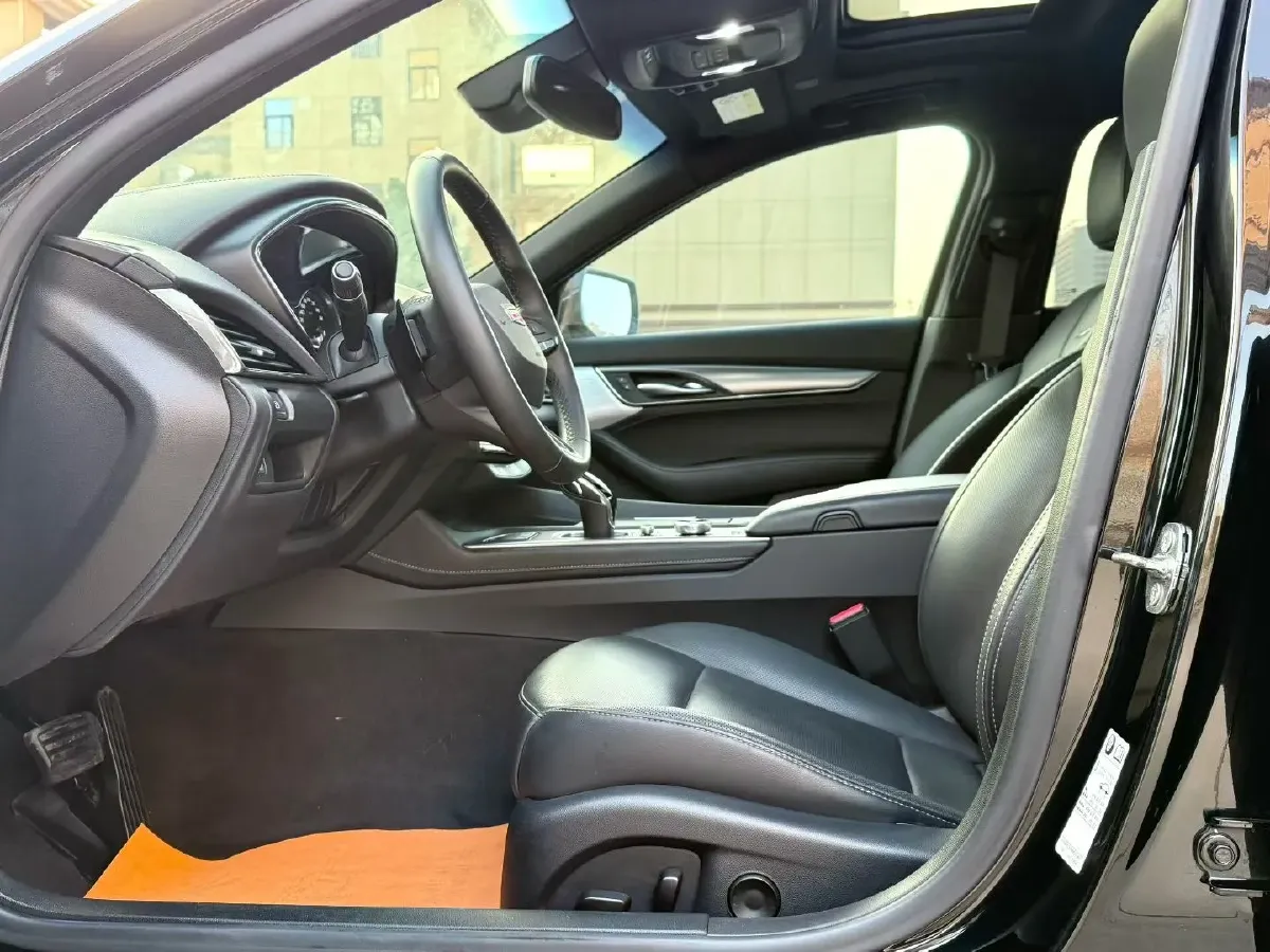 2022 Cadillac CT5 2.0T 237HP L4 10AT,autocango,china used car exporter,china ev exporter,chinese used car exporter,chinese used ev exporter