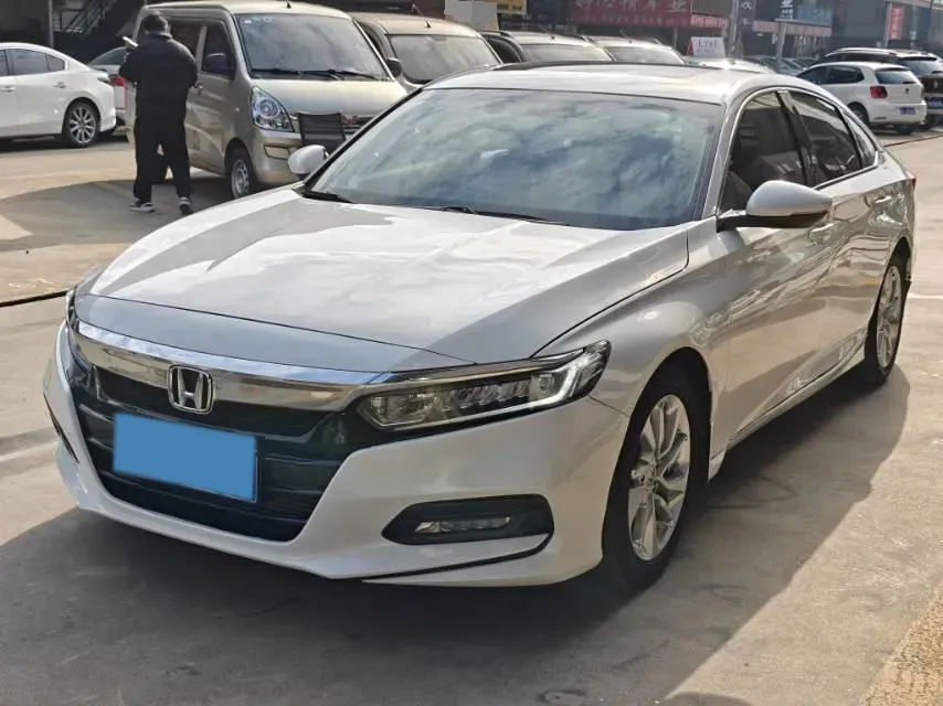 2018 Honda Accord 1.5T 194HP L4 CVT,autocango,china used car exporter,china ev exporter,chinese used car exporter,chinese used ev exporter