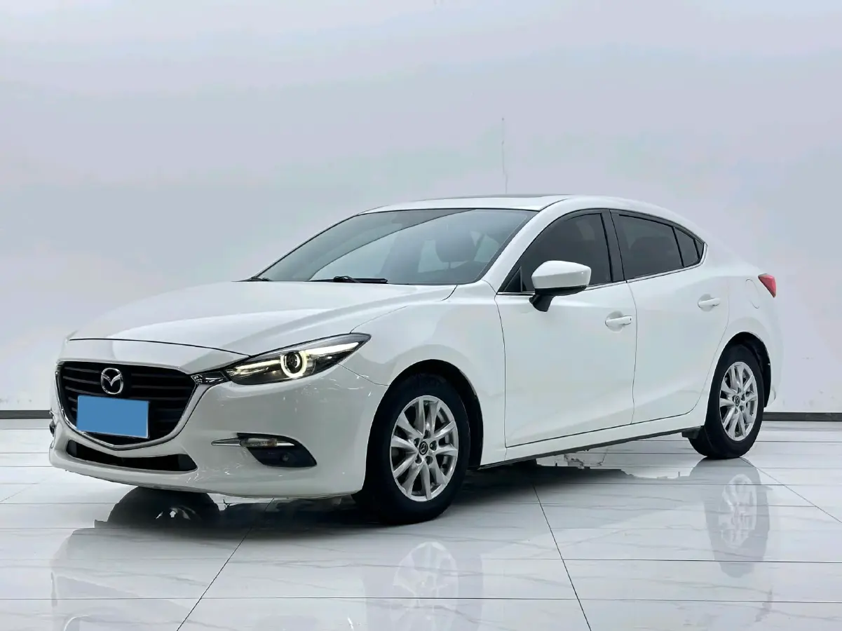 2017 Mazda 3 Axela 1.5L 117HP L4 6AT
