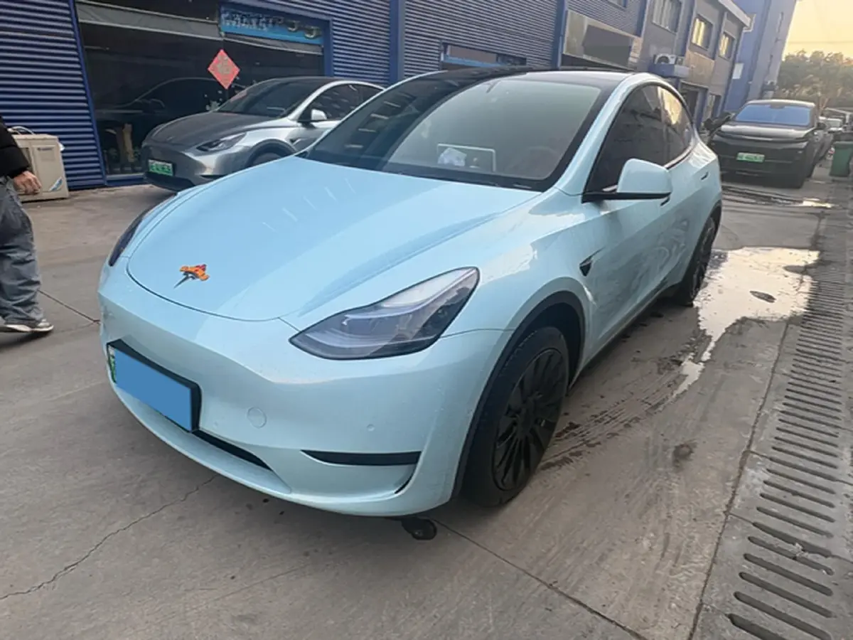 2022 Tesla Model Y BEV 60KWH
