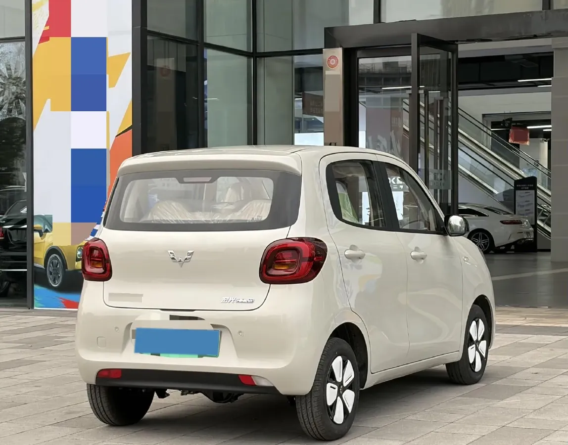 2025 WuLing HongGuang MINI EV BEV 16.2KWH,autocango,china used car exporter,china ev exporter,chinese used car exporter,chinese used ev exporter