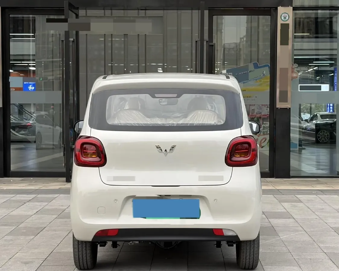 2025 WuLing HongGuang MINI EV BEV 16.2KWH,autocango,china used car exporter,china ev exporter,chinese used car exporter,chinese used ev exporter