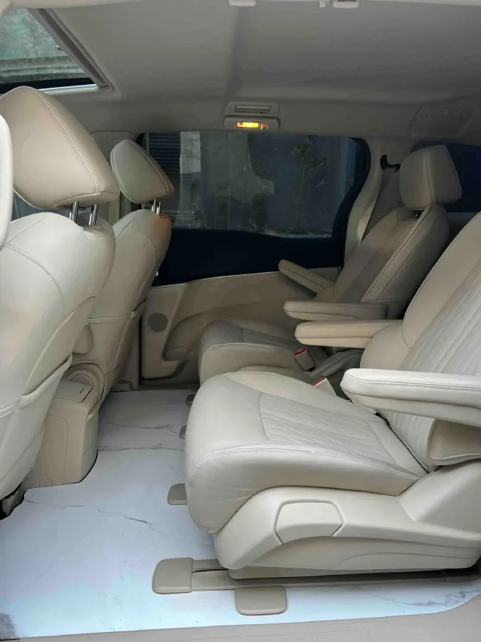 2023 Buick GL8 2.0T 237HP L4 9AT,autocango,china used car exporter,china ev exporter,chinese used car exporter,chinese used ev exporter