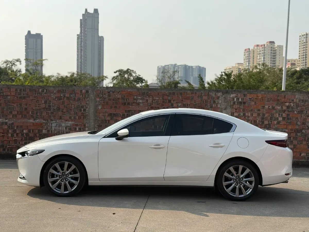 2020 Mazda 3 Axela 2.0L 158HP L4 6AT,autocango,china used car exporter,china ev exporter,chinese used car exporter,chinese used ev exporter