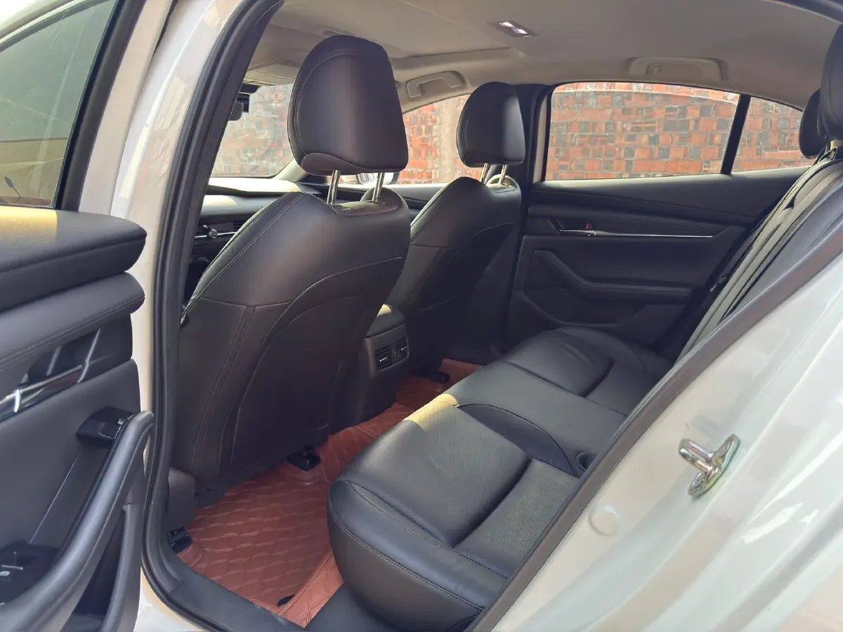 2020 Mazda 3 Axela 2.0L 158HP L4 6AT,autocango,china used car exporter,china ev exporter,chinese used car exporter,chinese used ev exporter