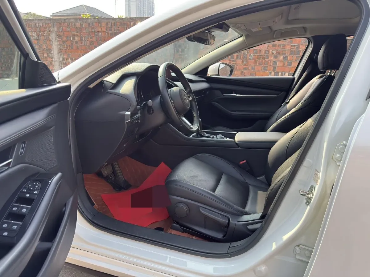 2020 Mazda 3 Axela 2.0L 158HP L4 6AT,autocango,china used car exporter,china ev exporter,chinese used car exporter,chinese used ev exporter