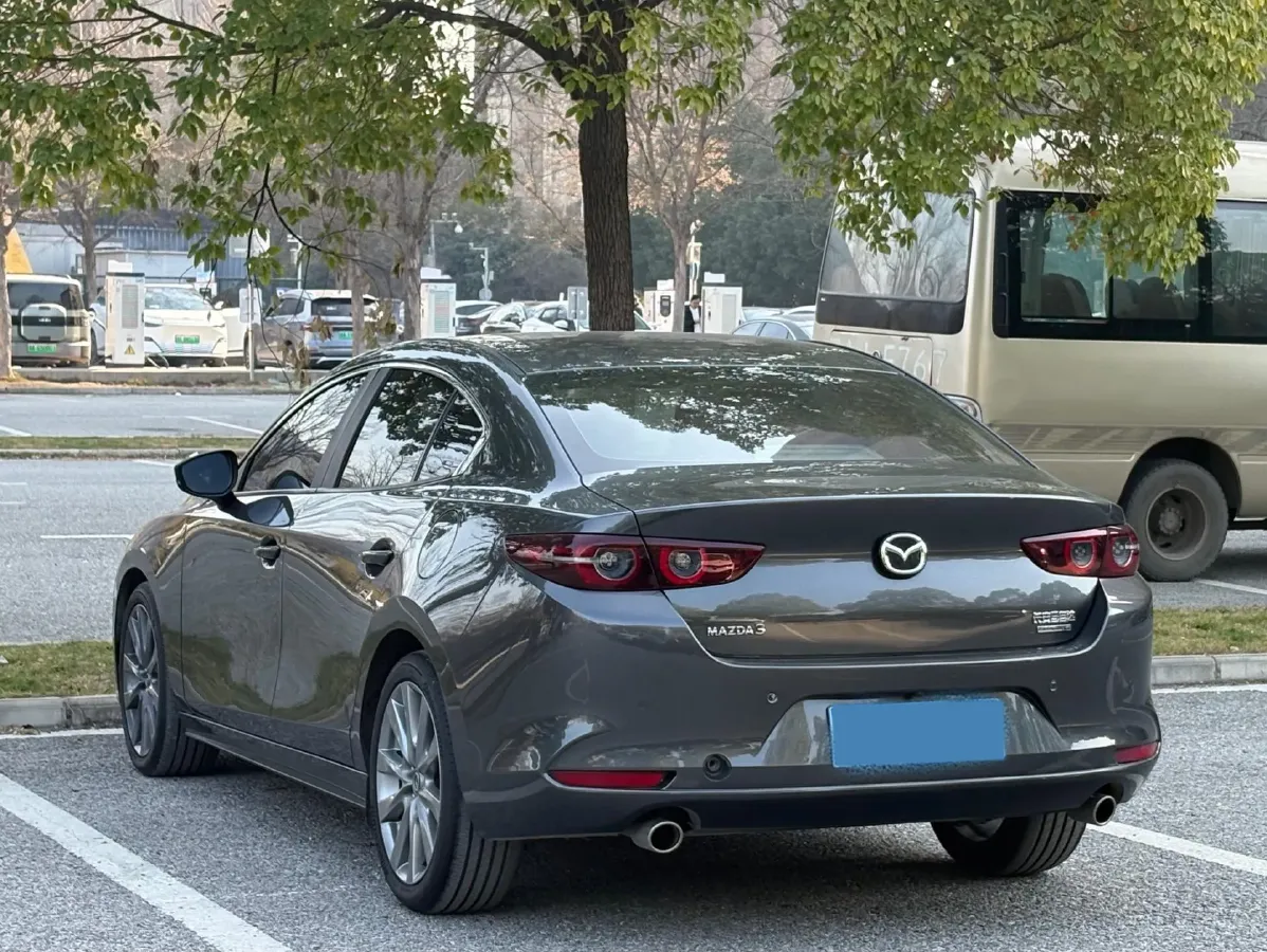 2021 Mazda 3 Axela 2.0L 158HP L4 6AT,autocango,china used car exporter,china ev exporter,chinese used car exporter,chinese used ev exporter